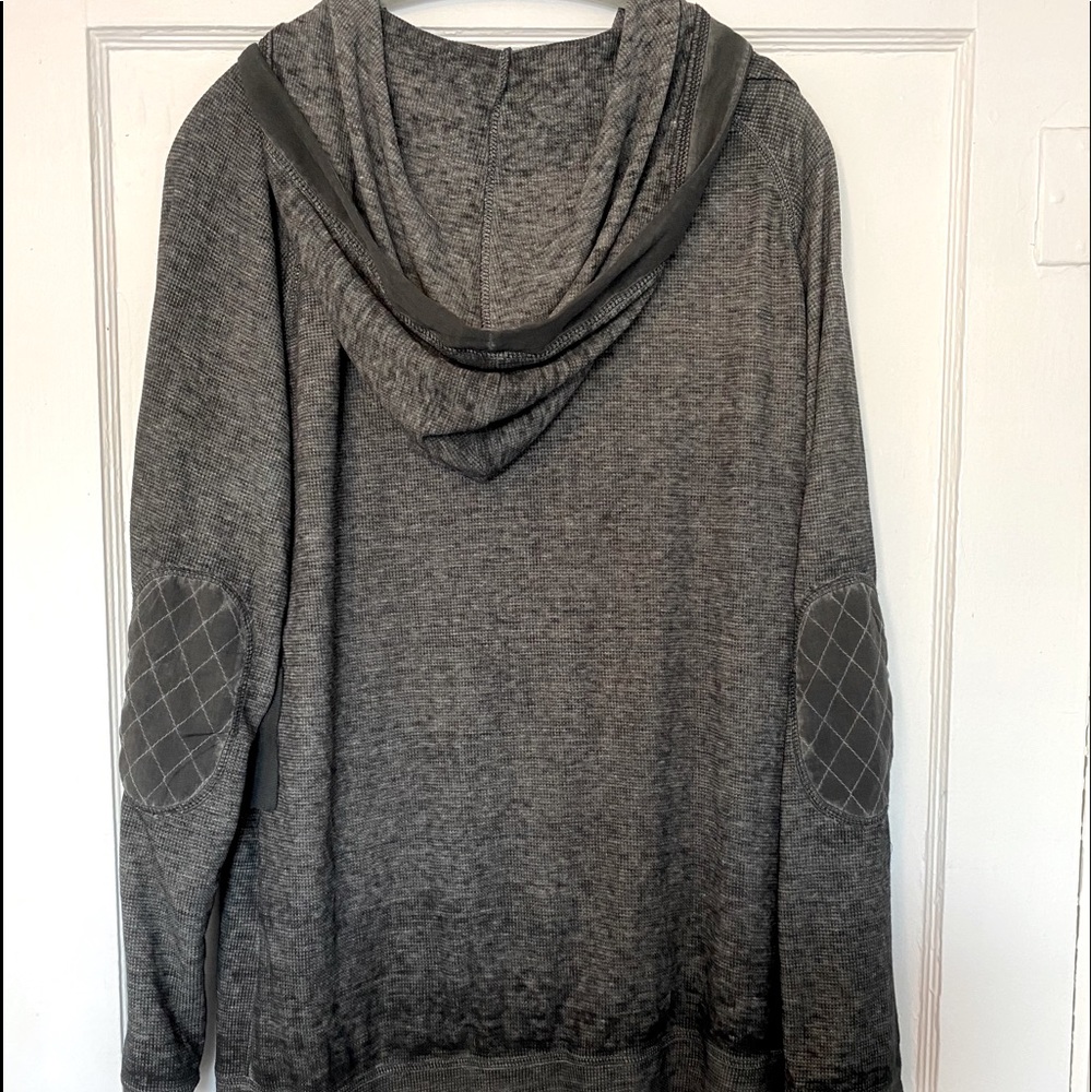 Zip-up Jacket - Picture 2 of 5
